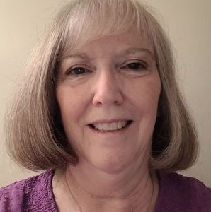 Meet your Posher, Lana